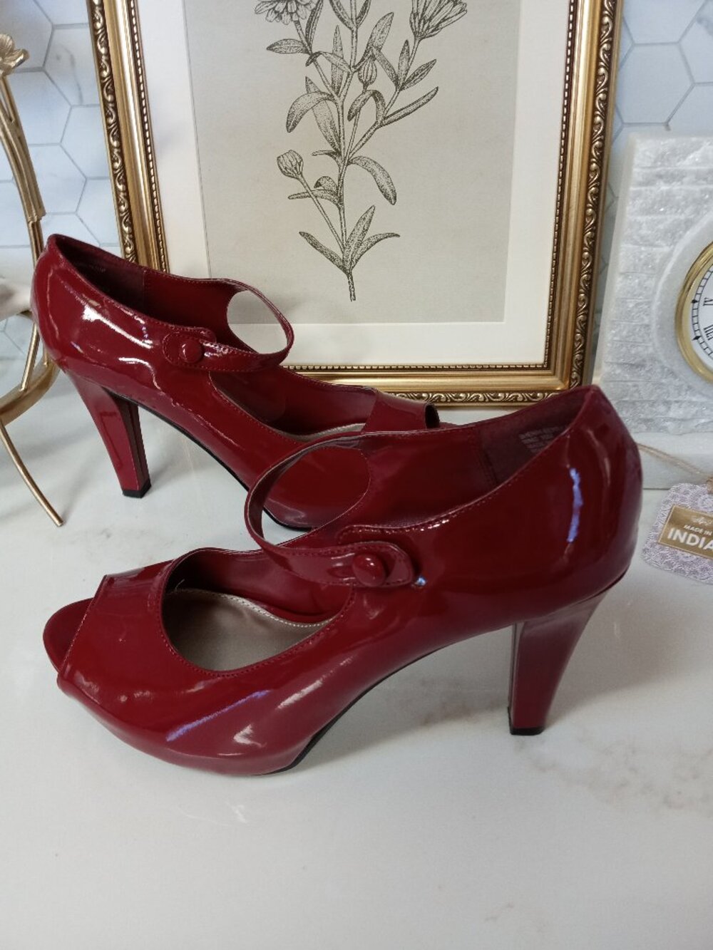 NEW! VINTAGE INSPIRED SHERRI BERRY PATENT HEELS
